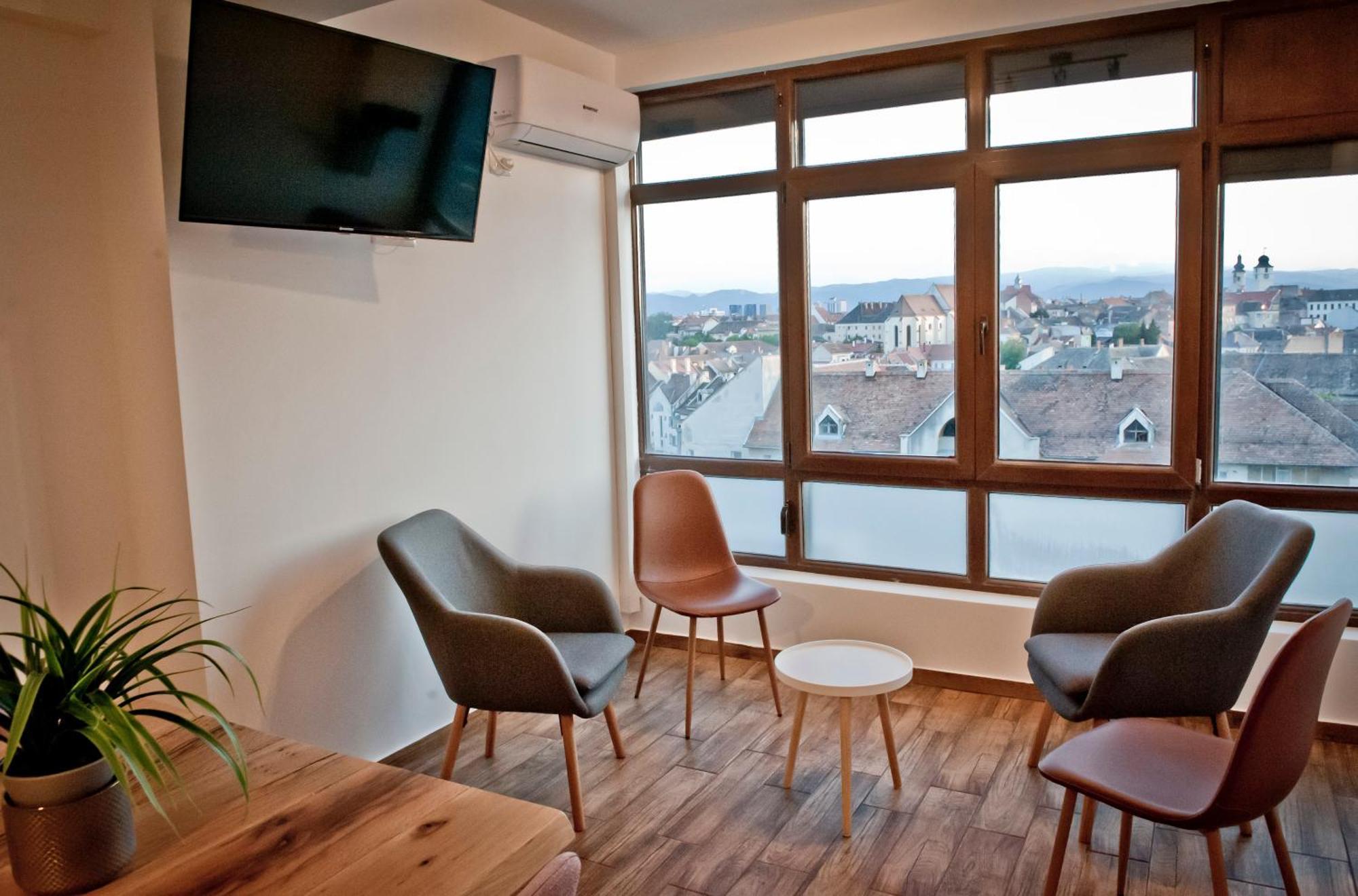 Sibiu Lotus Apartments 객실 사진
